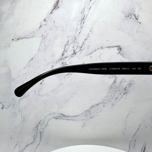 New CHANEL Sunglasses - Picture 8 of 16